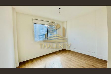 8_photo/94dce3ea19.12fe5f5ebb6d84ec-ATLAS-b72aebea-d147-4060-9811-77d2c545da69.jpg de apartamento à venda com 3 quartos, 95m² em São Francisco, Curitiba