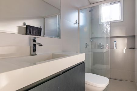 3_photo/94dce3eabd.5e2511c6536d59b0-ATLAS-ed8f894e-7cc7-4775-8454-e5c6027e333e.jpg de casa à venda com 3 quartos, 313m² em Campina do Siqueira, Curitiba