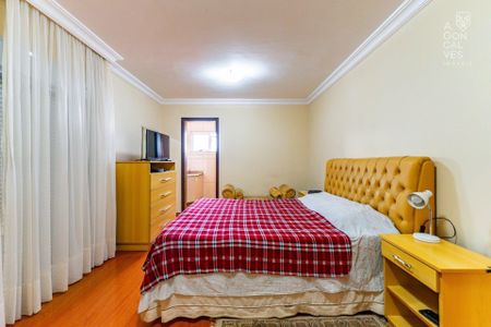 17_photo/94dce3eae1.7a69ff73eb43ff8d-ATLAS-c97b82d8-df0f-4a27-8130-7d597739f9dc.jpg de casa à venda com 4 quartos, 341m² em Campina do Siqueira, Curitiba