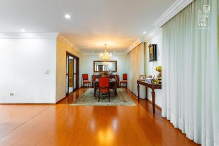 9_photo/94dce3eae1.7a69ff73eb43ff8d-ATLAS-ddfdeca2-7664-46a1-ac26-532cbbd2140a.jpg de casa para alugar com 4 quartos, 341m² em Campina do Siqueira, Curitiba