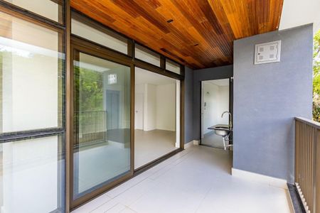 19_photo/94dce3eb5b.0f81dd1a9a4f6ffb-ATLAS-0fd50ccd-cd04-413b-a8ca-7596719b804f.jpg de apartamento à venda com 3 quartos, 132m² em Bigorrilho, Curitiba