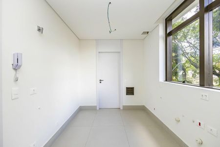 10_photo/94dce3eb5b.0f81dd1a9a4f6ffb-ATLAS-2cb7bcfe-c4fd-4a4f-adbe-4d44c138cc79.jpg de apartamento à venda com 3 quartos, 132m² em Bigorrilho, Curitiba