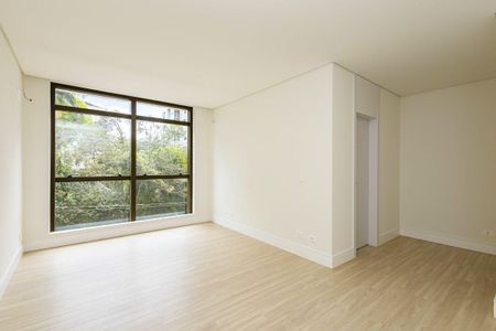 34_photo/94dce3eb5b.0f81dd1a9a4f6ffb-ATLAS-57831815-afb1-4909-a629-a2cd8e5a33c9.jpg de apartamento à venda com 3 quartos, 160m² em Bigorrilho, Curitiba