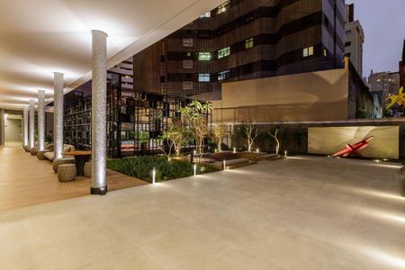 8_photo/94dce3eb5b.b7a28b76476596d7-ATLAS-10d3f39d-57e2-4971-aa76-d19dfbeb9a48.jpg de apartamento à venda com 4 quartos, 264m² em Bigorrilho, Curitiba