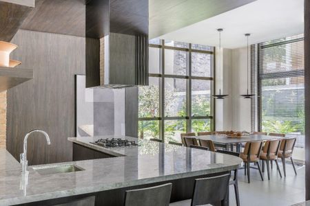 10_photo/94dce3eb5b.b7a28b76476596d7-ATLAS-424ccddb-e856-4758-8d2d-f6241a03fcfc.jpg de apartamento à venda com 4 quartos, 264m² em Bigorrilho, Curitiba