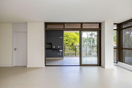 23_photo/94dce3eb5b.b7a28b76476596d7-ATLAS-c3c7b5c3-d183-46b4-b739-d7d7ca8e59c4.jpg de apartamento à venda com 4 quartos, 264m² em Bigorrilho, Curitiba