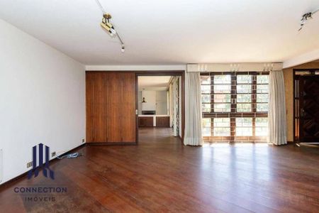 9_photo/94dce3eb75.c7c0cde7878cb5ae-ATLAS-0ec59993-7b7b-4858-9eff-0fb14cd3d525.jpg de casa para alugar com 4 quartos, 374m² em Bigorrilho, Curitiba