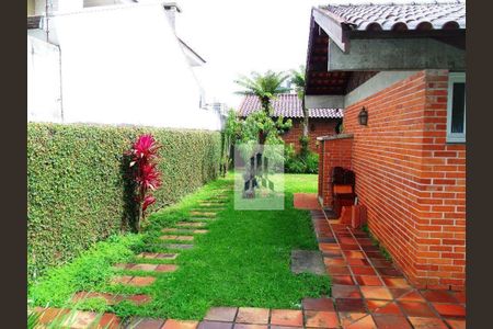 21_photo/94dce3eb75.c7c0cde7878cb5ae-ATLAS-328ae583-aab5-45b9-9c51-0efed2fa54b9.jpg de casa para alugar com 3 quartos, 374m² em Bigorrilho, Curitiba