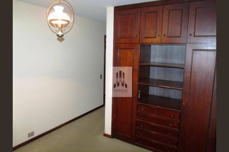 16_photo/94dce3eb75.c7c0cde7878cb5ae-ATLAS-6f2b3659-cf11-4bb3-9556-58d39f49801c.jpg de casa para alugar com 3 quartos, 374m² em Bigorrilho, Curitiba