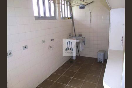 19_photo/94dce3eb75.c7c0cde7878cb5ae-ATLAS-8daff93f-6a04-4e40-9aa9-e3f9c0f2fa9a.jpg de casa para alugar com 3 quartos, 374m² em Bigorrilho, Curitiba