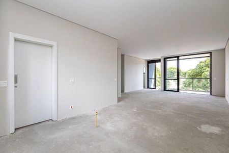 3_photo/94dce3eb89.3aa0d6f6ba3c67d7-ATLAS-02b53eac-6b78-4f7a-9ecc-5c2abc4505ea.jpg de apartamento à venda com 3 quartos, 140m² em Bigorrilho, Curitiba