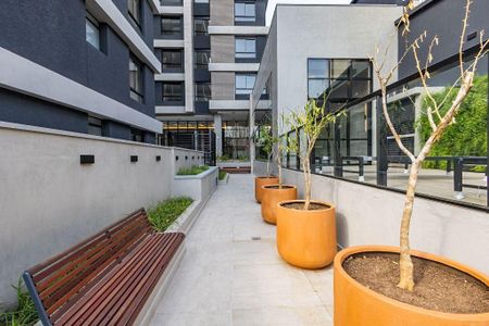 39_photo/94dce3eb89.3aa0d6f6ba3c67d7-ATLAS-5a8f70f6-3d35-46f3-a1f8-d7db579c79a4.jpg de apartamento à venda com 3 quartos, 140m² em Bigorrilho, Curitiba