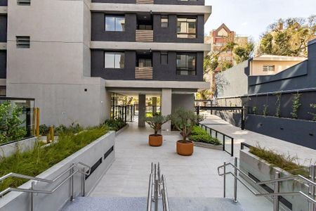 43_photo/94dce3eb89.3aa0d6f6ba3c67d7-ATLAS-6955c433-db85-4a8d-bd5e-31cd4bc38139.jpg de apartamento à venda com 3 quartos, 140m² em Bigorrilho, Curitiba