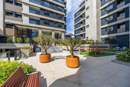 17_photo/94dce3eb89.4b12da1083993be9-ATLAS-5c73f22b-e17f-4bd4-be2f-adb3ca4e119f.jpg de apartamento à venda com 3 quartos, 171m² em Bigorrilho, Curitiba