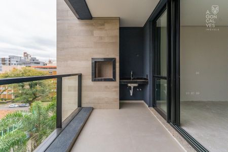 2_photo/94dce3eb89.6ce59ad20187195f-ATLAS-2773b78b-eaa7-4bec-aa93-c23453005a17.jpg de apartamento à venda com 3 quartos, 139m² em Bigorrilho, Curitiba