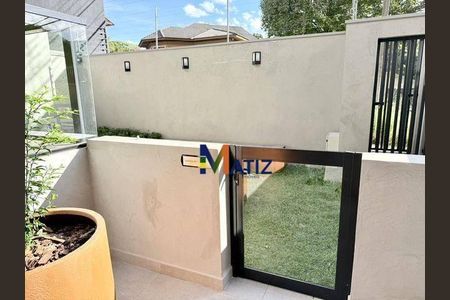 38_photo/94dce3eb89.6ce59ad20187195f-ATLAS-c8d66798-ca4e-4987-a2d6-ee429238ed3a.jpg de apartamento à venda com 2 quartos, 139m² em Bigorrilho, Curitiba