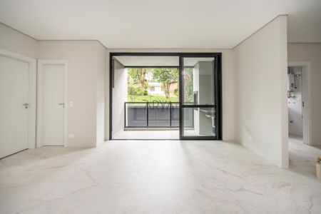 4_photo/94dce3eb89.beac71222b86f02a-ATLAS-0aa622d5-3d95-4ae5-8ade-742236c2ca8a.jpg de apartamento à venda com 2 quartos, 97m² em Bigorrilho, Curitiba