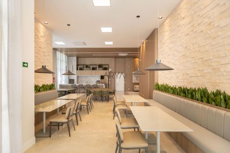 25_photo/94dce3eb89.beac71222b86f02a-ATLAS-7cdc6c96-e9f4-477d-90c0-976c3116d56f.jpg de apartamento à venda com 2 quartos, 97m² em Bigorrilho, Curitiba