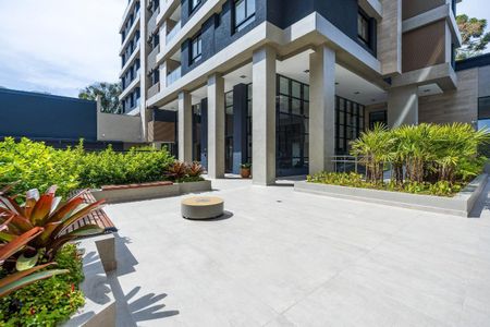 26_photo/94dce3eb89.c8722c74b02a0c0c-ATLAS-00fd10f6-3cf1-422c-a925-e9bea1f11f17.jpg de apartamento à venda com 2 quartos, 97m² em Bigorrilho, Curitiba