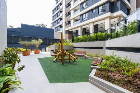 25_photo/94dce3eb89.c8722c74b02a0c0c-ATLAS-657c0ab0-84a8-43fe-a08b-c87e69eb4b33.jpg de apartamento à venda com 2 quartos, 97m² em Bigorrilho, Curitiba