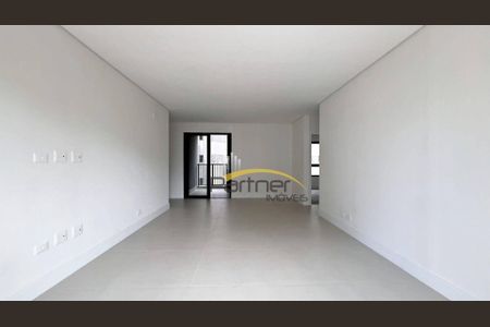 4_photo/94dce3eb95.93b8abc9daccf2f2-ATLAS-422d5590-bb74-4771-8f08-648169c8eb9d.jpg de apartamento à venda com 3 quartos, 133m² em Bigorrilho, Curitiba