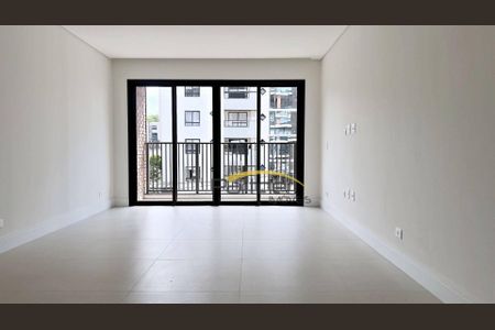 3_photo/94dce3eb95.93b8abc9daccf2f2-ATLAS-4a1cdedb-9904-4cfb-bd94-830530f022e0.jpg de apartamento à venda com 3 quartos, 133m² em Bigorrilho, Curitiba