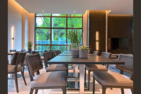 6_photo/94dce3eb95.bd2dffe6b68feeb7-ATLAS-b6d1c9ac-fd8c-471d-bc3d-601e687134f9.jpg de apartamento à venda com 3 quartos, 132m² em Bigorrilho, Curitiba