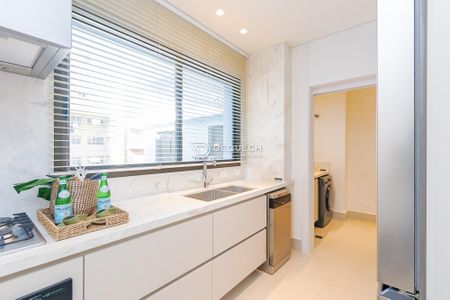 10_photo/94dce3eb95.f0274e654e2c3dd5-ATLAS-ec8417fd-727b-44cf-b824-7bbcd4222eec.jpg de apartamento à venda com 3 quartos, 161m² em Bigorrilho, Curitiba