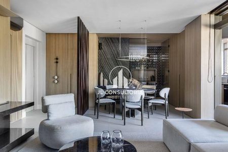 6_photo/94dce3eb95.fc8dfe19db84a7f9-ATLAS-ff0324aa-9951-41ac-a741-7a8243929b3b.jpg de apartamento à venda com 4 quartos, 331m² em Bigorrilho, Curitiba