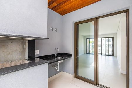 10_photo/94dce3ebb9.ef91d7e7e508d22f-ATLAS-91c96d07-d79f-469c-a5bf-eee29d8e883e.jpg de apartamento à venda com 3 quartos, 131m² em Bigorrilho, Curitiba