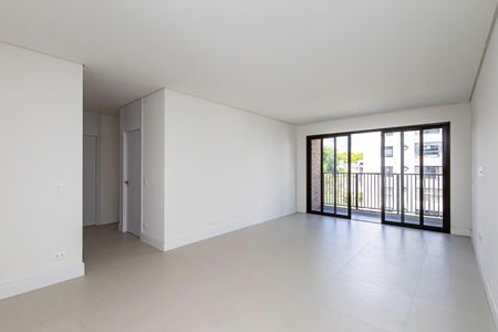 3_photo/94dce3ebb9.ef91d7e7e508d22f-ATLAS-9941db65-6e85-4b19-93b7-9112358f5e53.jpg de apartamento à venda com 3 quartos, 131m² em Bigorrilho, Curitiba