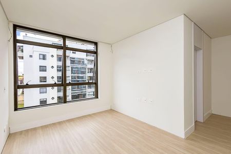 5_photo/94dce3ebb9.ef91d7e7e508d22f-ATLAS-f2de02c0-4829-419b-a73d-bdd9294bc134.jpg de apartamento à venda com 3 quartos, 131m² em Bigorrilho, Curitiba