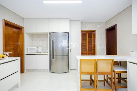 4_photo/94dce3ebe1.2e88a7f906acab79-ATLAS-bba880f9-6db2-4632-aea5-e98a6af52a94.jpg de apartamento para alugar com 4 quartos, 428m² em Bigorrilho, Curitiba