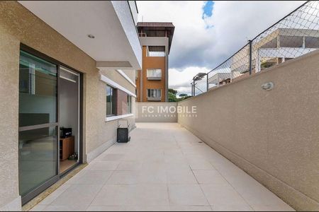 2_photo/94dce3ebe7.0ea7ec3ef3104754-ATLAS-1e14b3df-8c5a-430e-8232-612a5bfeeb14.jpg de apartamento à venda com 2 quartos, 60m² em São Francisco, Curitiba