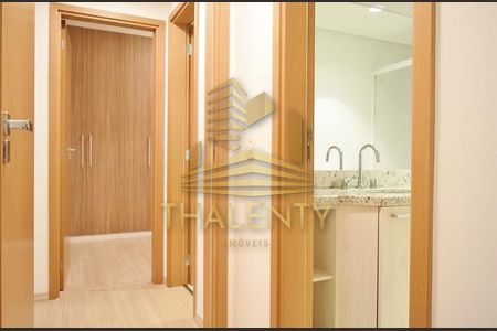 8_photo/94dce3ebe7.0ea7ec3ef3104754-ATLAS-cc1f87eb-2367-48bb-be70-aea2de19dc5a.jpg de apartamento à venda com 2 quartos, 70m² em São Francisco, Curitiba