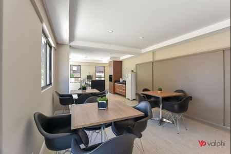 26_photo/94dce3ebe7.2c83daf7a090c8e0-ATLAS-5dc284de-40c9-48f1-8b49-b5bea658e2de.jpg de apartamento à venda com 3 quartos, 95m² em São Francisco, Curitiba