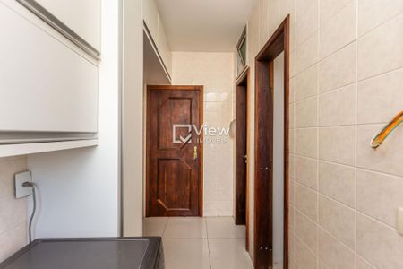 2_photo/94dce3ec0b.bd8f5cf949adc756-ATLAS-b7663e59-5dfe-4264-8372-553c66a48bc2.jpg de apartamento à venda com 4 quartos, 135m² em Bigorrilho, Curitiba