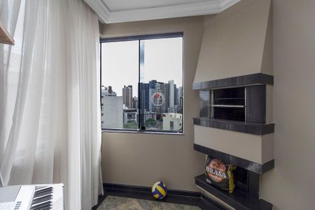 31_photo/94dce3ec1f.2a0a53e637ea3187-ATLAS-751e9e47-6f29-4c1f-9a87-9079f64a2b1b.jpg de apartamento à venda com 2 quartos, 131m² em Bigorrilho, Curitiba