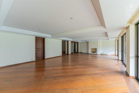 2_photo/94dce3ec2d.180484012494de54-ATLAS-d1baab7d-92b4-49c2-abef-ef4e155a5d13.jpg de apartamento para alugar com 5 quartos, 334m² em São Francisco, Curitiba