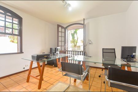 15_photo/94dce3ec9f.ead0744c2329e0c8-ATLAS-de194eee-8690-4ad6-8557-8e927c57b301.jpg de casa à venda com 6 quartos, 210m² em Bigorrilho, Curitiba