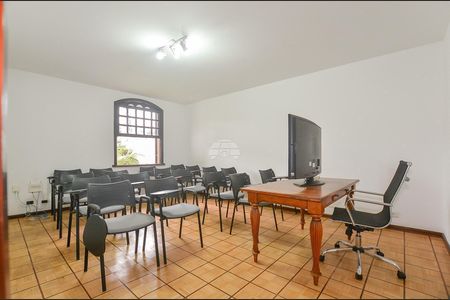 17_photo/94dce3ec9f.ead0744c2329e0c8-ATLAS-e2a91b8d-56b5-49e9-9229-2f50f7b7adba.jpg de casa à venda com 6 quartos, 210m² em Bigorrilho, Curitiba