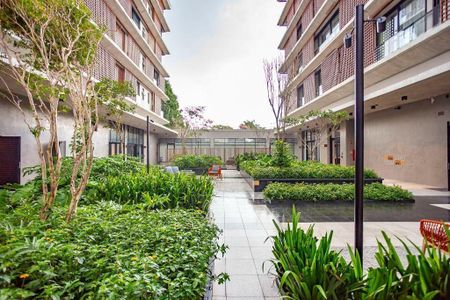 3_photo/94dce3ecf9.5da21da6f85e5b9e-ATLAS-4c065fc9-ee90-43f2-9d2d-8580f4910610.jpg de apartamento à venda com 2 quartos, 131m² em Bigorrilho, Curitiba