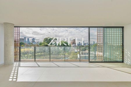 2_photo/94dce3ecf9.85000ecc88270446-ATLAS-08b8e523-c0a9-4dff-976f-932be3b24bdb.jpg de apartamento à venda com 3 quartos, 217m² em Bigorrilho, Curitiba