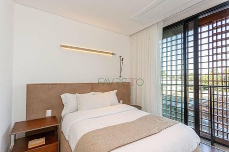 3_photo/94dce3ecf9.bcf018544e1b64bf-ATLAS-876a2f99-9066-4e91-9200-684b176f4d10.jpg de apartamento à venda com 2 quartos, 130m² em Bigorrilho, Curitiba