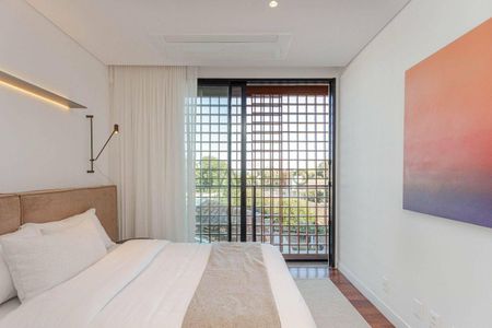 12_photo/94dce3ecf9.bcf018544e1b64bf-ATLAS-dafc976c-e72c-449b-8367-aff18516034f.jpg de apartamento à venda com 2 quartos, 130m² em Bigorrilho, Curitiba