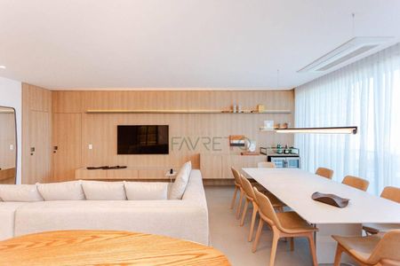 2_photo/94dce3ecf9.bcf018544e1b64bf-ATLAS-fffb6781-3d5f-4860-9941-27f407207ff4.jpg de apartamento à venda com 2 quartos, 130m² em Bigorrilho, Curitiba