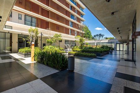 48_photo/94dce3ecf9.e889be4d91d32ec5-ATLAS-4ac0f0fb-26e2-47b9-9eee-9faedf7267a7.jpg de apartamento à venda com 4 quartos, 217m² em Bigorrilho, Curitiba