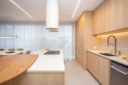 1_photo/94dce3ecfb.59070405fe08f426-ATLAS-8a801499-5454-42f0-b024-e2bcd28dba80.jpg de apartamento à venda com 2 quartos, 130m² em Bigorrilho, Curitiba