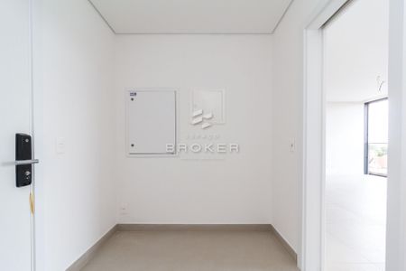 5_photo/94dce3ecff.aa05add115701cf8-ATLAS-48b3e862-26c4-4cdd-9fa3-199c2fc5975f.jpg de apartamento à venda com 2 quartos, 131m² em Bigorrilho, Curitiba