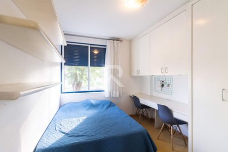 1_photo/94dce3ed0b.e6f02a1e96aef2b1-ATLAS-58e90648-9eac-498a-9290-a7a6c59499eb.jpg de apartamento à venda com 3 quartos, 162m² em Bigorrilho, Curitiba